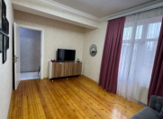 Satılır 2 otaqlı 63 m2 yeni tikili Xalqlar Dostluğu m.