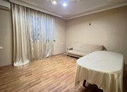 Satılır 2 otaqlı 70 m2 köhnə tikili 28 May m.