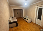 Satılır 2 otaqlı 65 m2 köhnə tikili Qara Qarayev m.