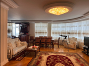 Satılır 3 otaqlı 177 m2 yeni tikili Elmlər Akademiyası m.