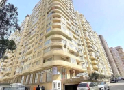 Satılır 2 otaqlı 70 m2 yeni tikili 8 Noyabr m.