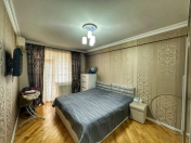 Satılır 3 otaqlı 136 m2 yeni tikili Nəriman Nərimanov m.