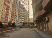 Satılır 4 otaqlı 140 m2 yeni tikili İnşaatçılar m.