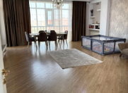 Satılır 4 otaqlı 184 m2 yeni tikili 28 May m.