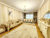 Satılır 4 otaqlı 225 m2 yeni tikili Gənclik m.