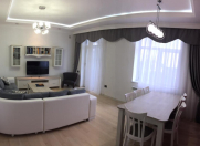 Satılır 4 otaqlı 125 m2 yeni tikili İnşaatçılar m.