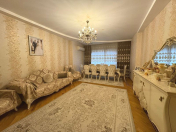 Satılır 4 otaqlı 224 m2 yeni tikili Gənclik m.