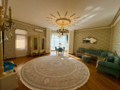 Satılır 3 otaqlı 158 m2 yeni tikili Nəriman Nərimanov m.