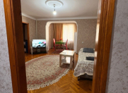 Satılır 3 otaqlı 80 m2 köhnə tikili Nəsimi r.