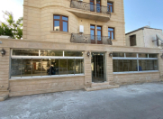 Satılır 5 otaqlı 500 m2 obyekt Bakıxanov