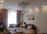 Satılır 3 otaqlı 85 m2 köhnə tikili Qara Qarayev m.