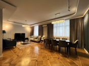 Satılır 3 otaqlı 140 m2 yeni tikili Gənclik m.