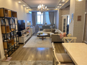Satılır 2 otaqlı 95 m2 yeni tikili Yasamal r.