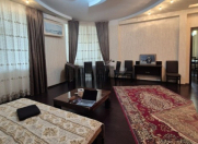 Satılır 4 otaqlı 160 m2 yeni tikili İnşaatçılar m.
