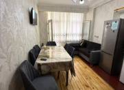 Satılır 3 otaqlı 80 m2 yeni tikili İnşaatçılar m.