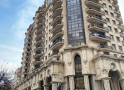 Satılır 4 otaqlı 240 m2 yeni tikili 28 May m.