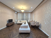 Satılır 2 otaqlı 86 m2 yeni tikili 28 May m.