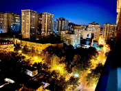 Satılır 3 otaqlı 140 m2 yeni tikili 28 May m.