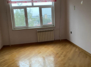 Satılır 3 otaqlı 90 m2 köhnə tikili Həzi Aslanov m.