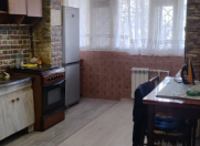 Satılır 3 otaqlı 85 m2 köhnə tikili Həzi Aslanov