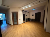 Satılır 3 otaqlı 170 m2 yeni tikili Nəriman Nərimanov m.