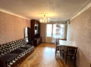 Satılır 3 otaqlı 80 m2 köhnə tikili İnşaatçılar m.