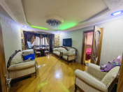 Satılır 3 otaqlı 88 m2 köhnə tikili Gənclik m.