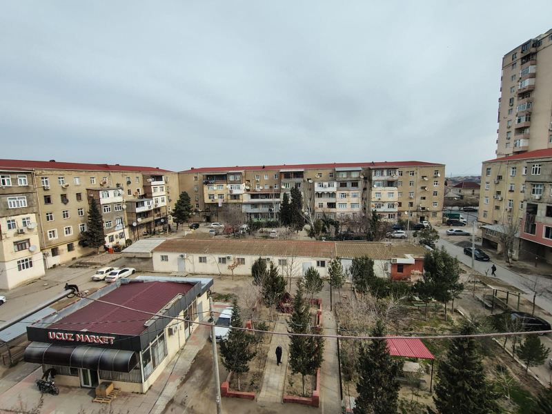 Satılır 3 otaqlı 74 m2 köhnə tikili Sumqayıt