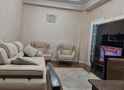 Satılır 2 otaqlı 70 m2 yeni tikili Xalqlar Dostluğu m.