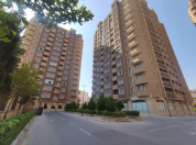 Satılır 4 otaqlı 186 m2 yeni tikili 28 May m.