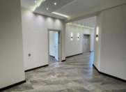 Satılır 3 otaqlı 135 m2 yeni tikili İnşaatçılar m.