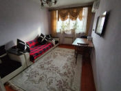 Satılır 2 otaqlı 70 m2 köhnə tikili 8 mkr