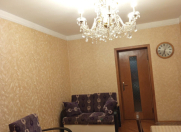 Satılır 2 otaqlı 60 m2 köhnə tikili Yasamal r.
