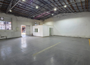 İcarəyə verilir 1 otaqlı 150 m2 obyekt 8 km