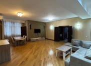 Satılır 4 otaqlı 190 m2 yeni tikili 28 May m.