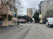 Satılır 2 otaqlı 45 m2 köhnə tikili Azadlıq prospekti m.