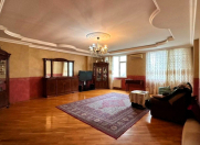 Satılır 4 otaqlı 162 m2 yeni tikili İnşaatçılar m.