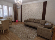 Satılır 3 otaqlı 91 m2 köhnə tikili 28 May m.