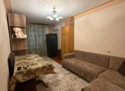 Satılır 2 otaqlı 60 m2 köhnə tikili Həzi Aslanov m.