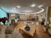 Satılır 4 otaqlı 234 m2 yeni tikili 28 May m.