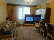 Satılır 3 otaqlı 85 m2 köhnə tikili Yasamal r.