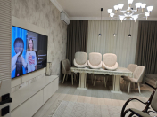 Satılır 4 otaqlı 130 m2 yeni tikili Əhmədli m.