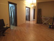 Satılır 3 otaqlı 130 m2 yeni tikili Gənclik m.