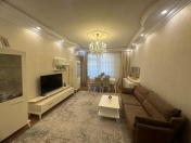 Satılır 2 otaqlı 90 m2 yeni tikili Azadlıq prospekti m.