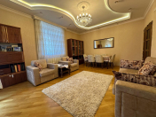 Satılır 3 otaqlı 140 m2 yeni tikili İnşaatçılar m.