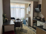 Satılır 3 otaqlı 90 m2 köhnə tikili Əhmədli m.