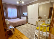 Satılır 4 otaqlı 110 m2 köhnə tikili Yeni Yasamal