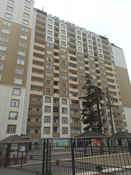 Satılır 3 otaqlı 103 m2 yeni tikili Xalqlar Dostluğu m.