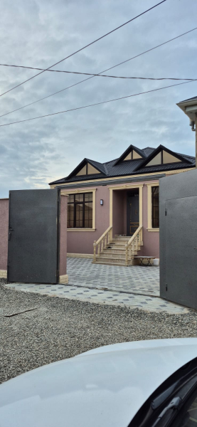 Satılır 4 otaqlı 120 m2 bağ evi Saray