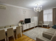 Satılır 3 otaqlı 60 m2 köhnə tikili Əhmədli m.